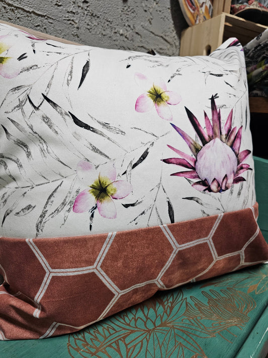 Protea 24x24 cushion cover