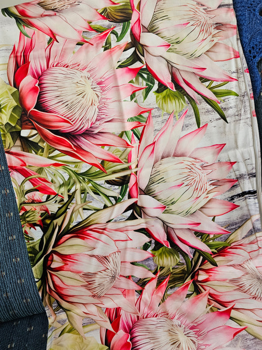 Table runner - Velvet - protea