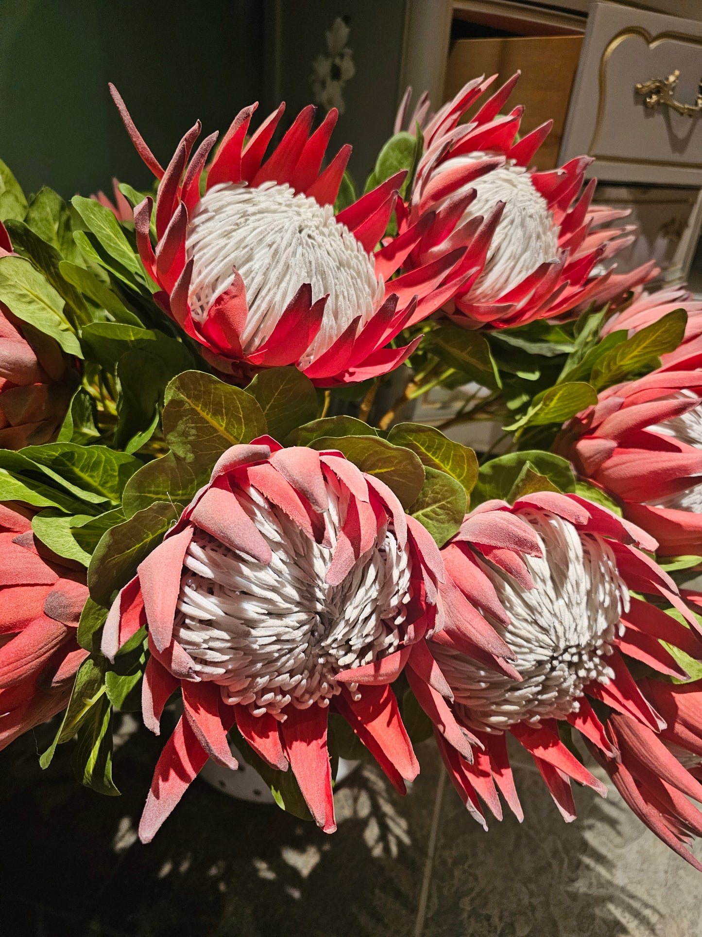 Artificial proteas